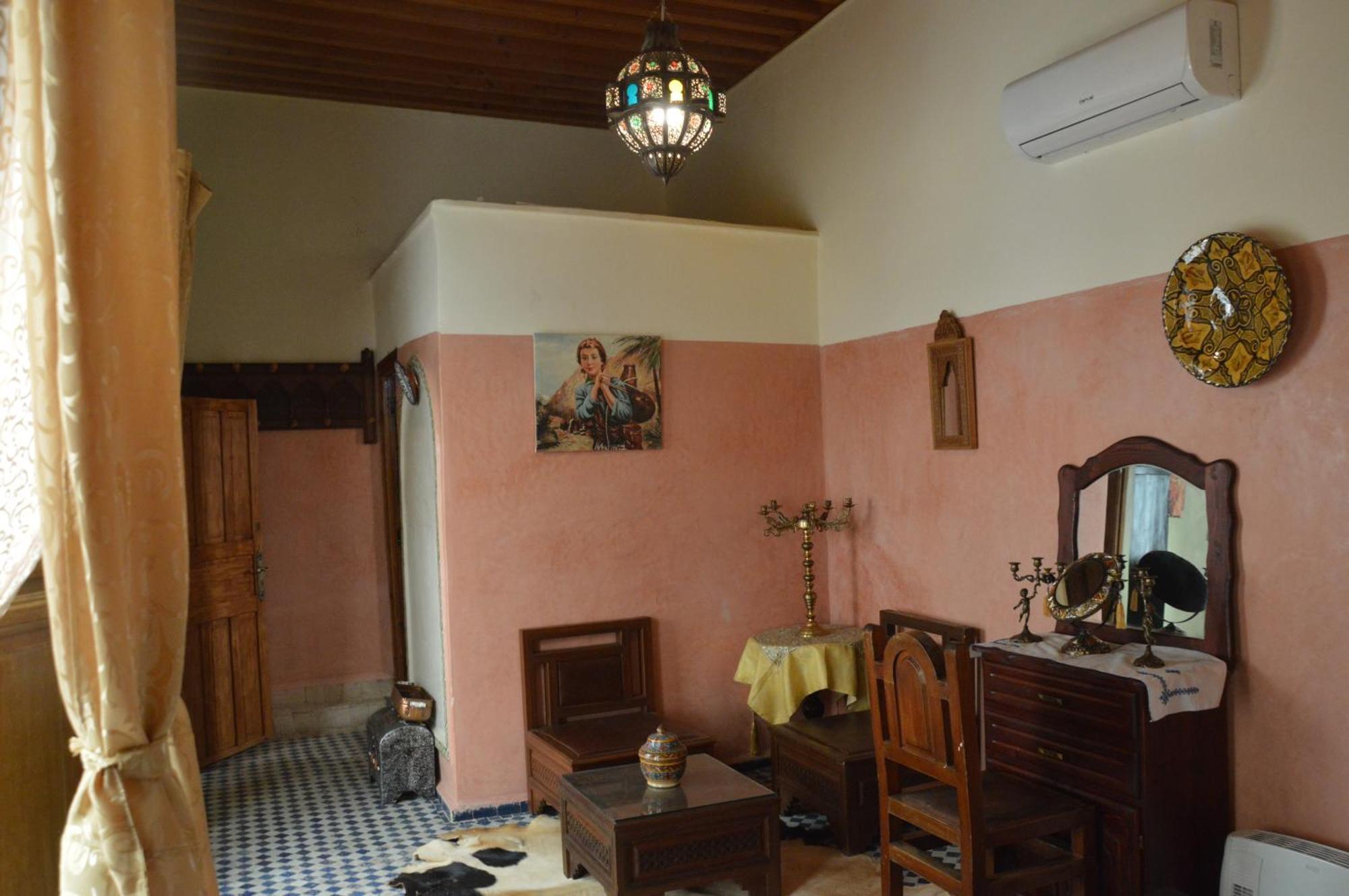 Riad Oumkaltoum フェズ エクステリア 写真