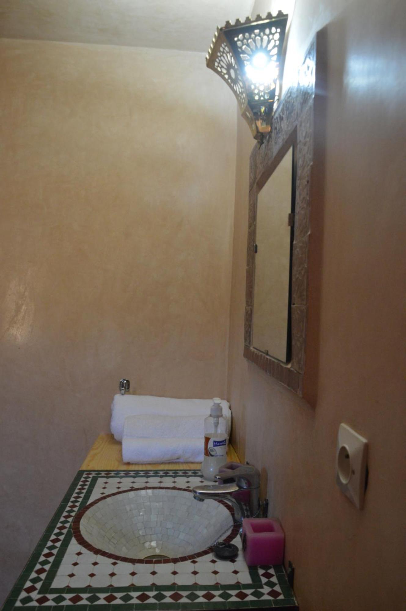 Riad Oumkaltoum フェズ エクステリア 写真