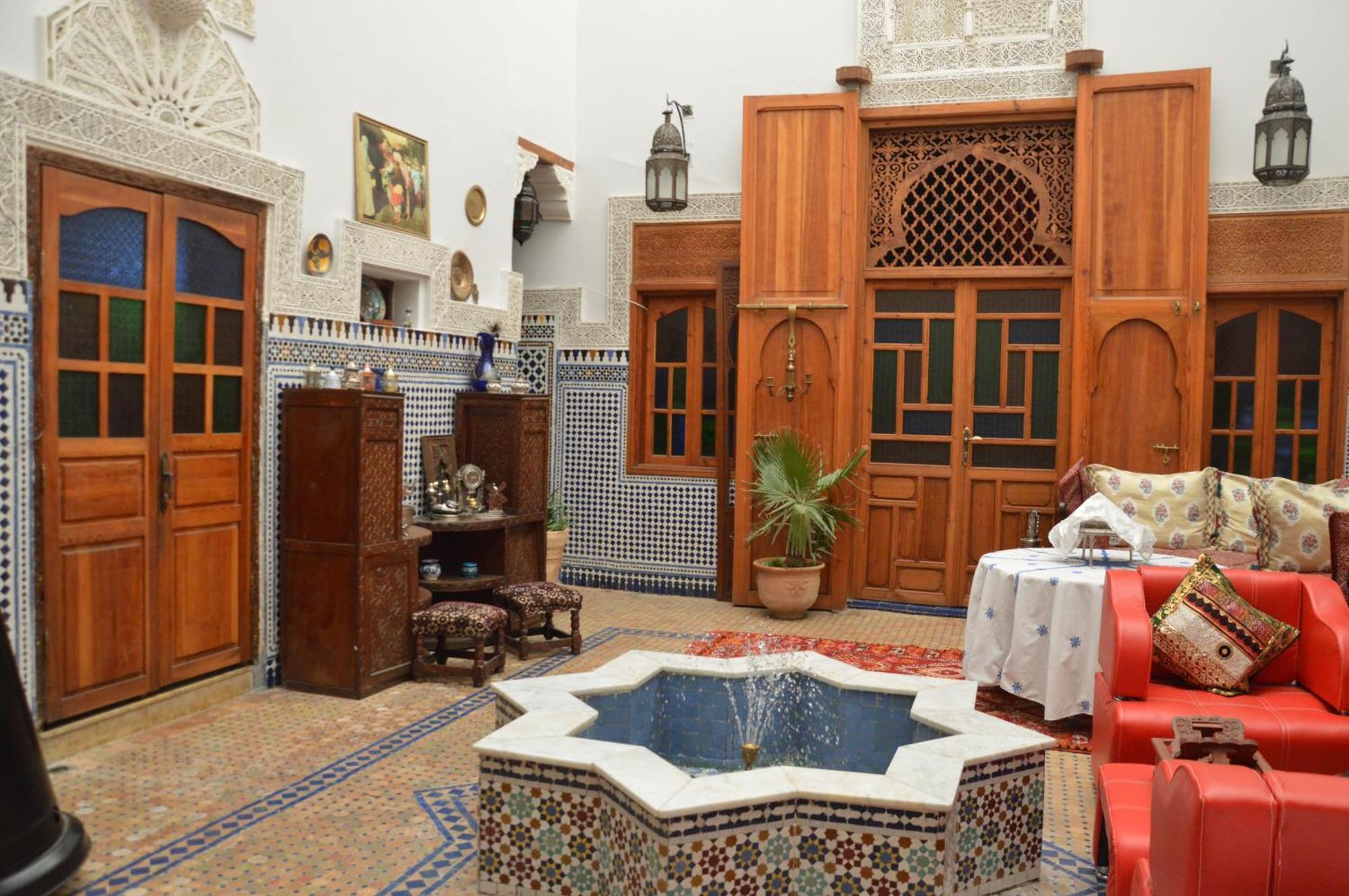 Riad Oumkaltoum フェズ エクステリア 写真